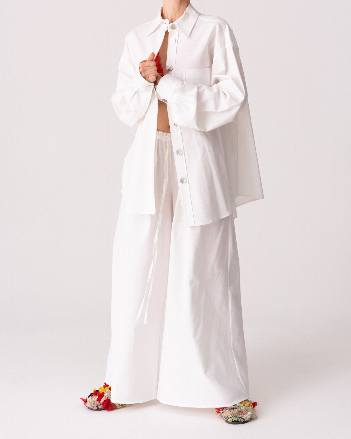 LA BLOUSE ROUMAINE